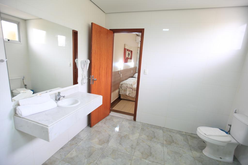 Hotel Oly Plaza Piracicaba Zimmer foto